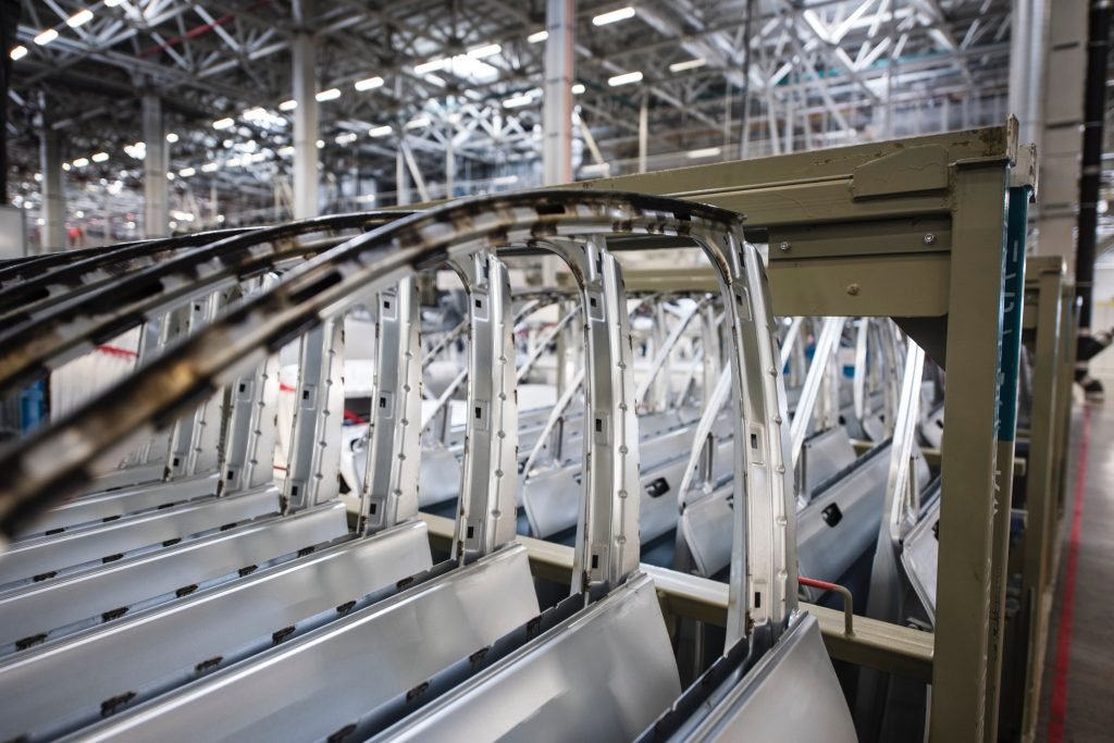 Key Automotive Components That Rely on CNC Machining