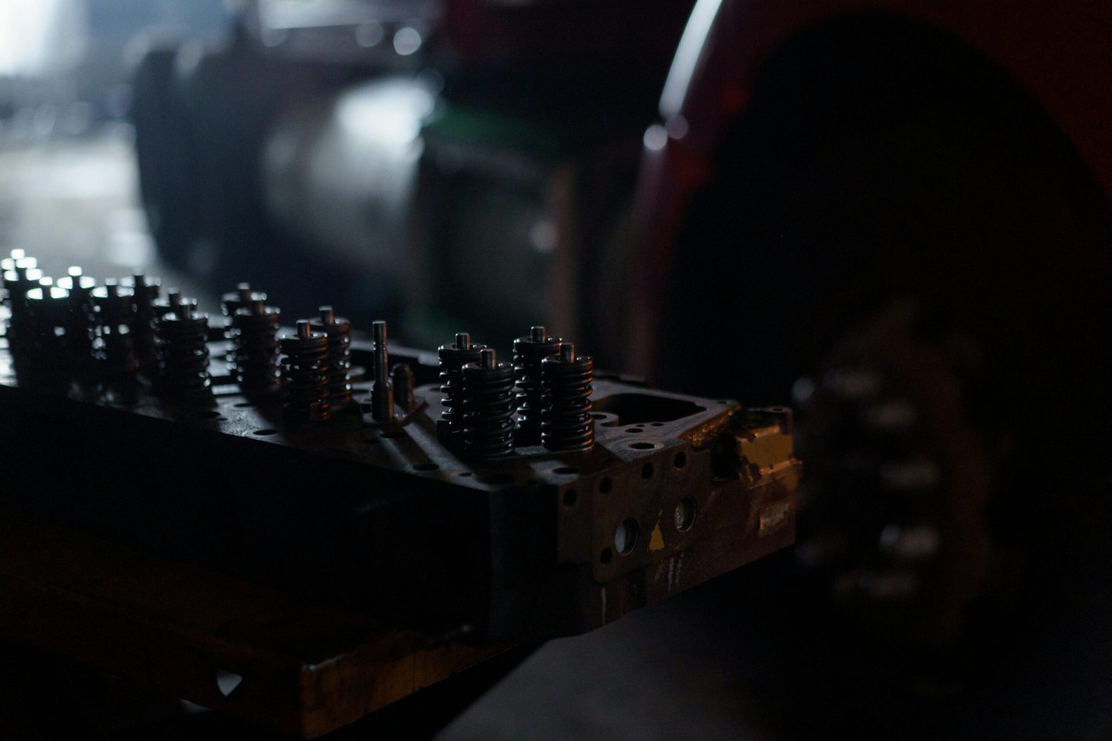 The Cylinder Head: A Critical Component in Engineering​